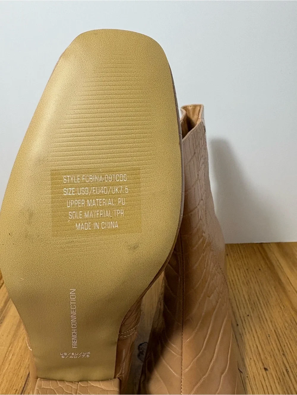 French Connection || Tan Crocodile Embossed Ankle Boots Block Heel Sz 9